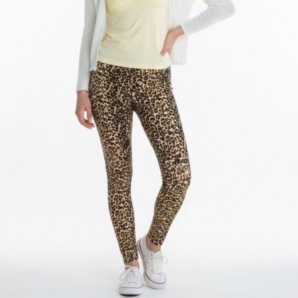 Body Central animal print leggings size S